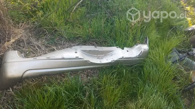 Parachoque trasero suzuki gran nomade 2003