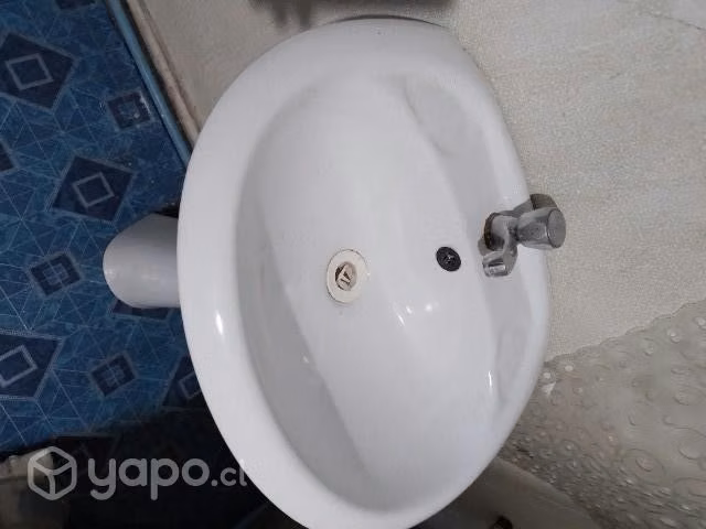 Lavamanos con pedestal baño
