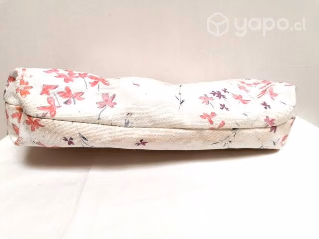Cartera De Género Mediana Usada - Imagen 2