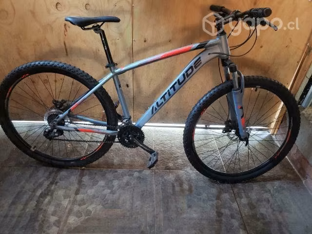 Bicicleta altitude