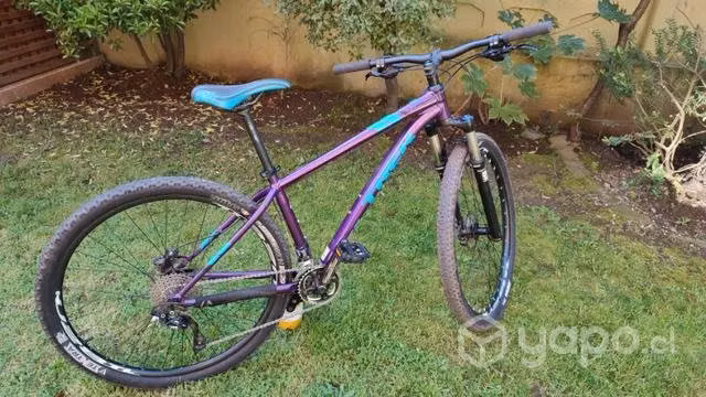 Bicicleta Trek XCALIBER 9 2017