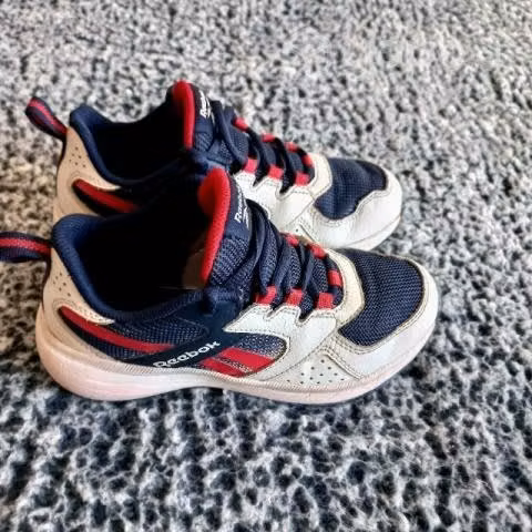 Zapatilla niño deportiva - Imagen 2