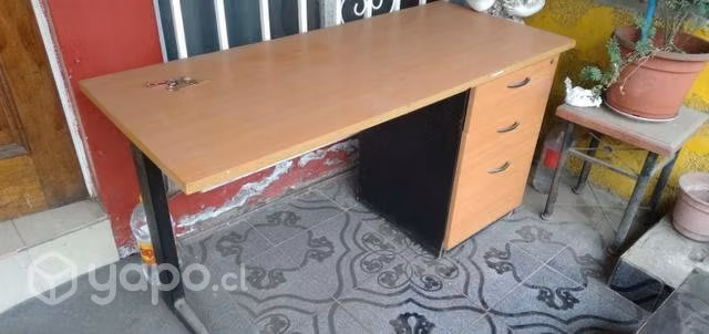 Escritorio excelente estado