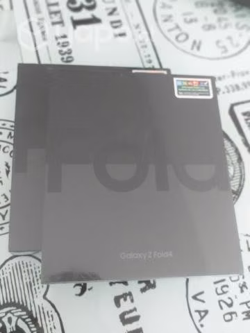 Samsung galaxy z fold 4 256 gb - 12 gb ram sellado - Imagen 2