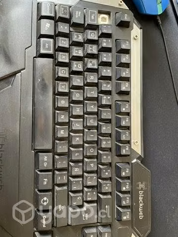 Teclado semi-mecánico