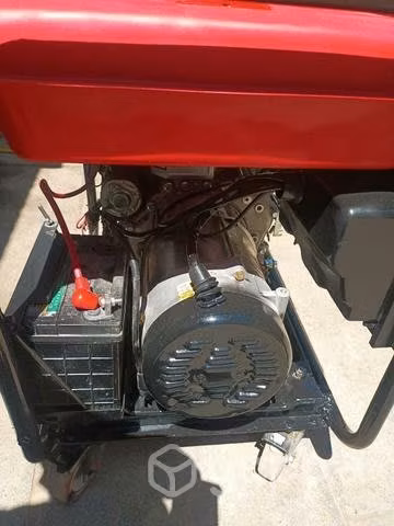 Generador HUSQVARNA 7 KVA DIESEL