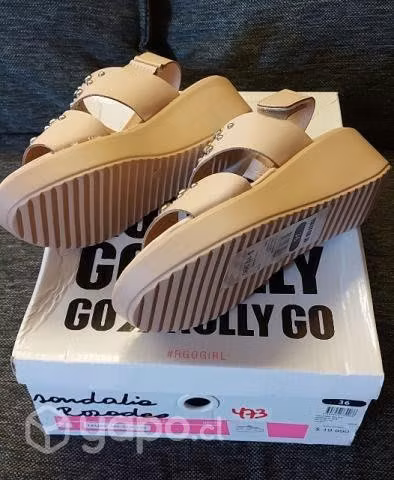 Sandalias