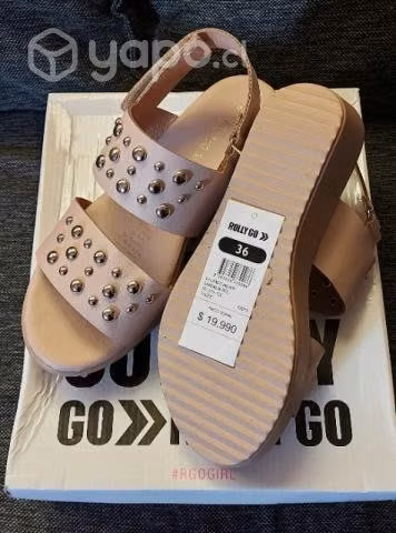 Sandalias