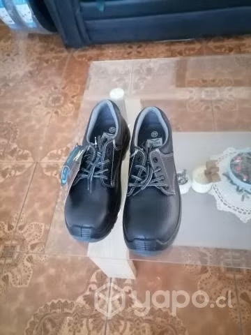 Zapatos de seguridad número 42 - Imagen 6