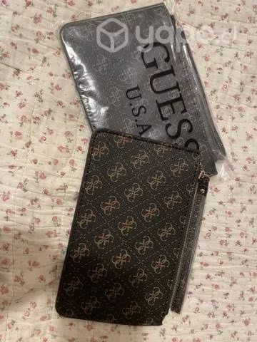 Cartera Guess