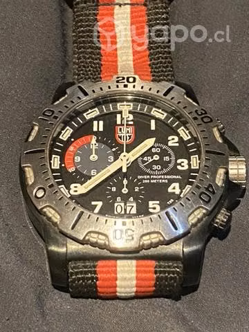 Reloj Luminox / Driver Profesional 200 metros