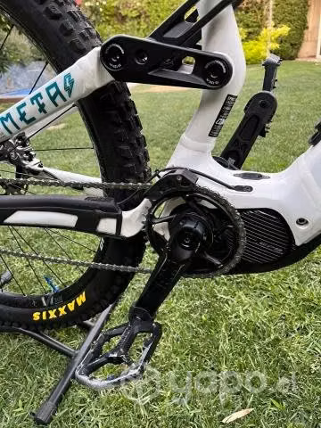 Commencal Meta Power 29 Signature E-Bike Año 2021