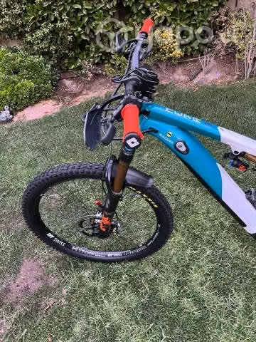 Commencal Meta Power 29 Signature E-Bike Año 2021