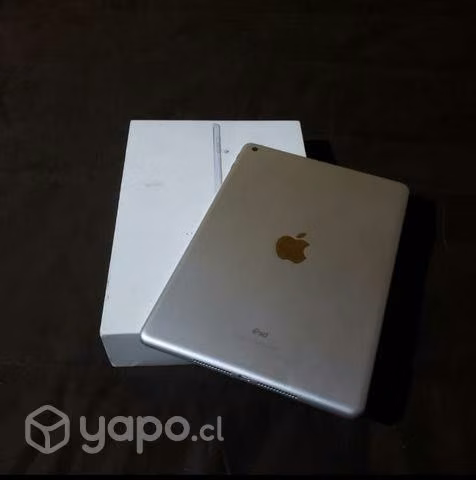 Ipad quinta generación 128gb, seminuevo - Imagen 2