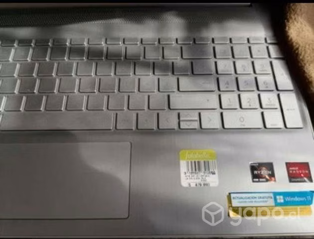Notebook HP de exibicion Ryzen 3