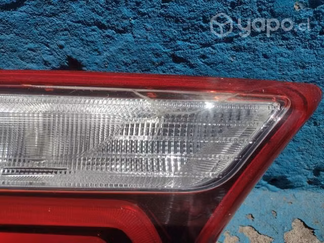 Foco tras der Hyundai grand santa fe 2013-16