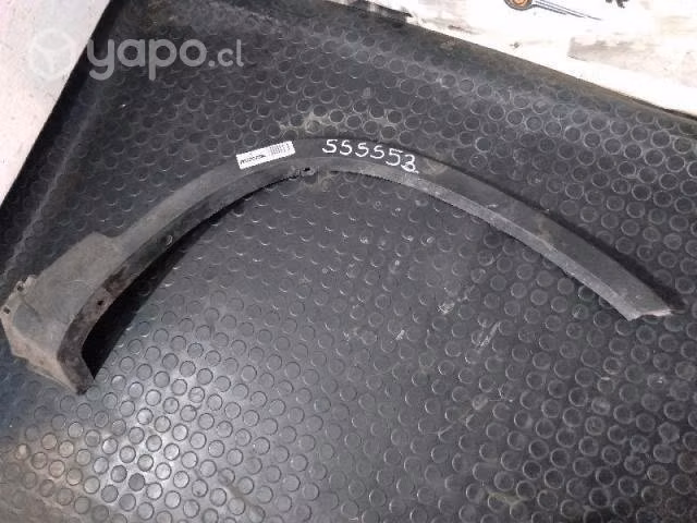 Moldura tapabarro ford escape 2018