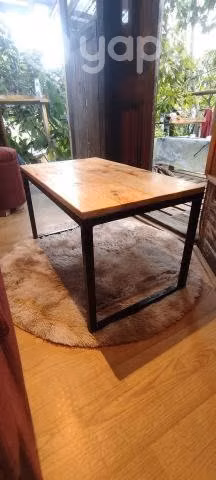 Mesa de centro estilo industrial