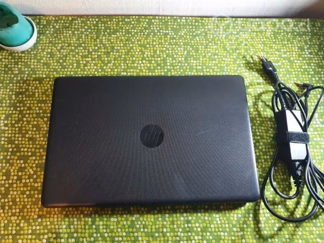 Notebook HP excelente estado sin detalles - Imagen 3