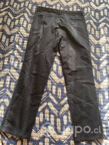 Pantalones usados talla 48 y 43