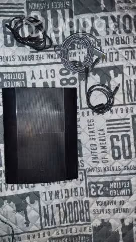 PS3 súper slim usada