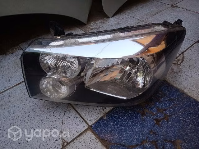 Suzuki Celerio 2018 optico izquierdo original