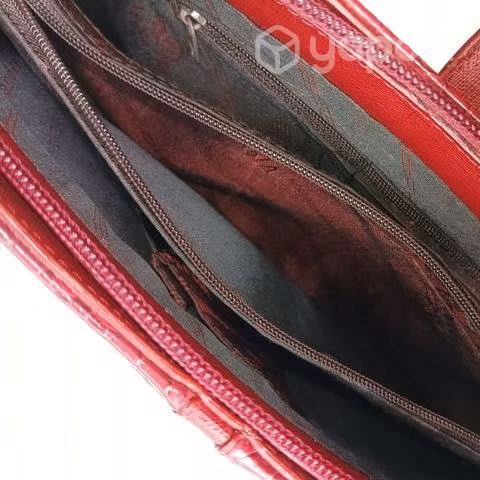 Cartera Alexander Roja Tipo Baguette