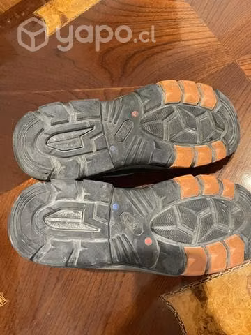 Zapatos de seguridad con punta de acero