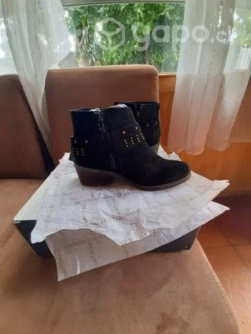 Zapatos seminuevos Marittimo
