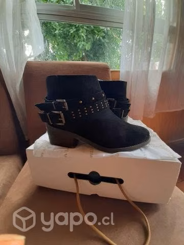 Zapatos seminuevos Marittimo