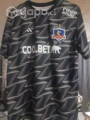 Indumentaria Colo Colo 2023