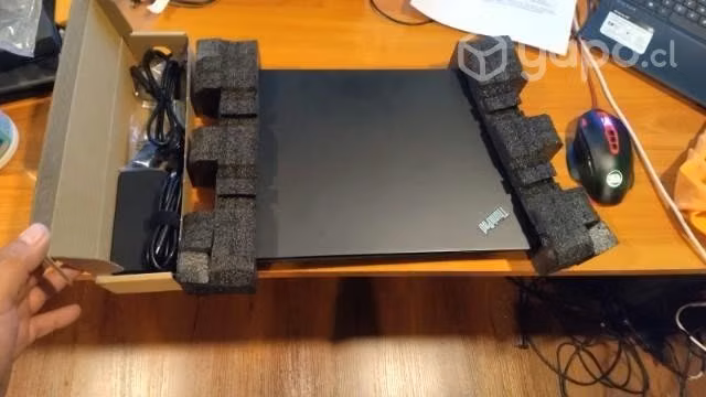 Thinkpad T495s Ryzen 7 Pro 16GB RAM 512ss