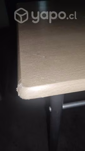 Juego de Comedor tubo  (incluye 4 sillas)