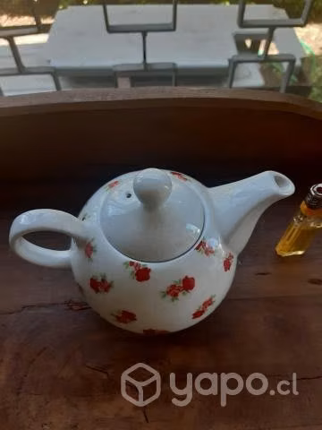 Bella tetera de té de porcelana para uso