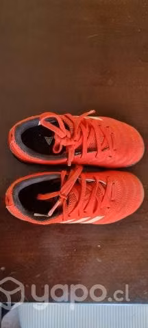 Zapato de futbol niño