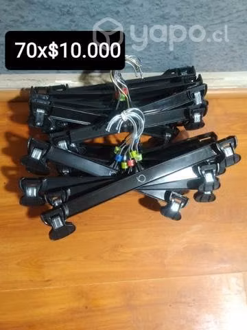 Colgadores plasticos con pinzas - Imagen 2