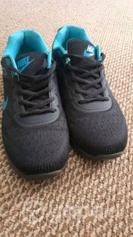 Zapatillas poco uso horma chica
