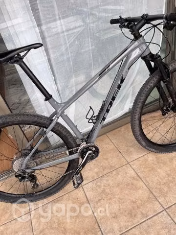 Bicicleta Trek X-Caliber 9