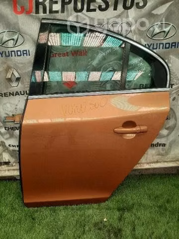 Puerta trasera izquierda volvo s60 2011
