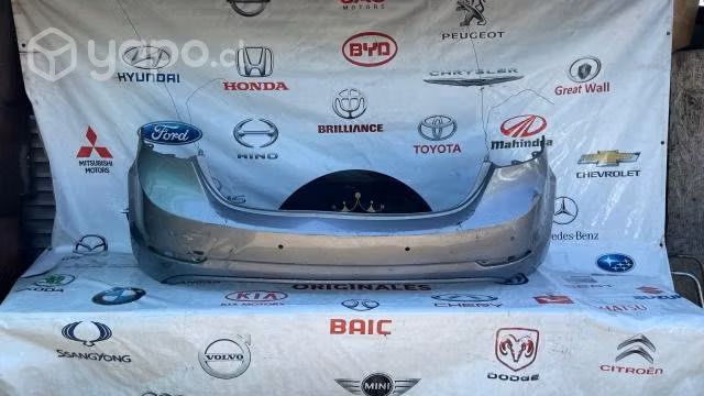 Parachoque Trasero Hyundai Elantra 2015-2018