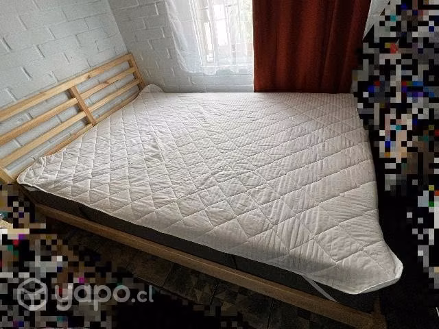 Cama usada modelo tarva IKEA