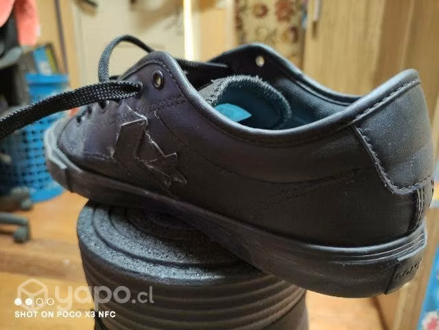 Zapatillas Converse y DC