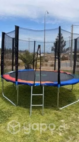 Cama elástica vendo, de 3,05 mt nueva