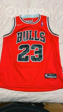 Poleras lakers y bulls