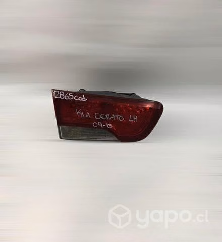 Foco maleta lh Kia Cerato 2009-2013