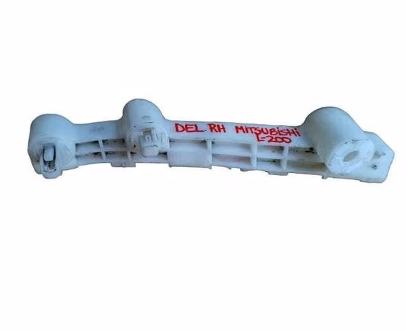 Mensula Delant Derecha Mitsubishi L