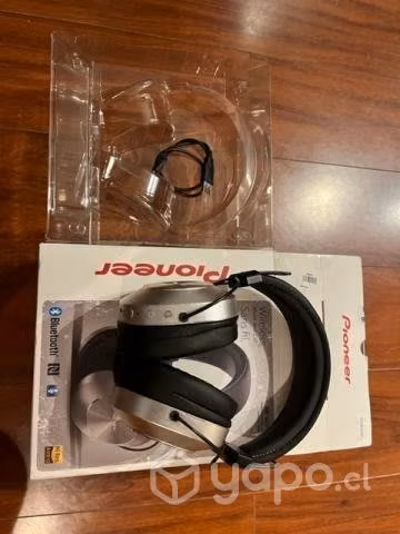 Auriculares inalámbricos Pioneer modelo SE-MS7BT-S