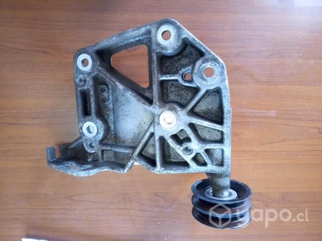 8-17 Soporte Polea Terrano - 50 camionetas desarme