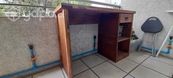 Escritorio de madera - Imagen 2