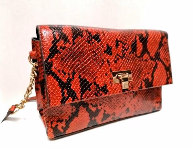 Cartera Pequeña Usada